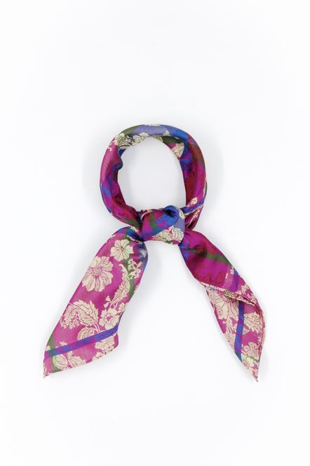 Hovedbilde Silkeskjerf Herborg 14